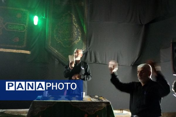 شور حسینی در شب چهارم محرم 1404 در هیات فرهنگیان ناحیه ۳ شیراز 