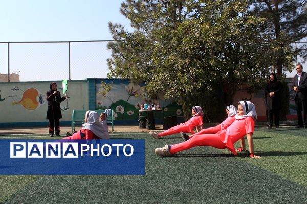 برگزاری المپیاد ورزشی درون مدرسه‌ای در بهارستان‌دو