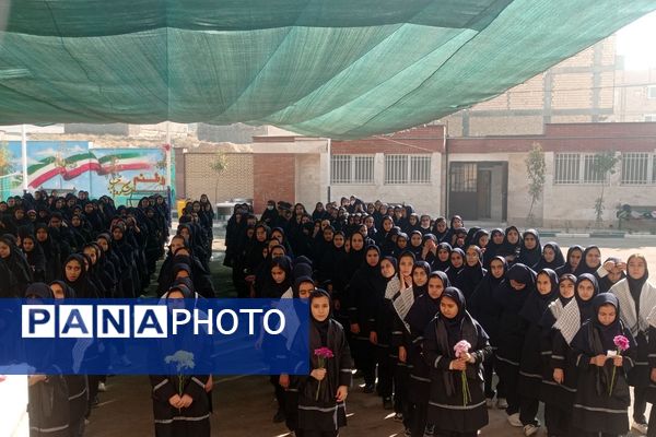 دبیرستان شادروان اخترصدوقی در سوگ مادر دو عالم