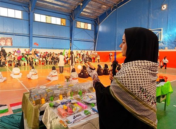 آیین تقدیر از دختران ورزشکار شهر جعفریه قم

