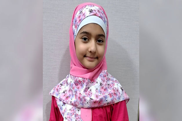 بازیگری را جدی می‌گیرم، حتی وقتی شبیه بازی است