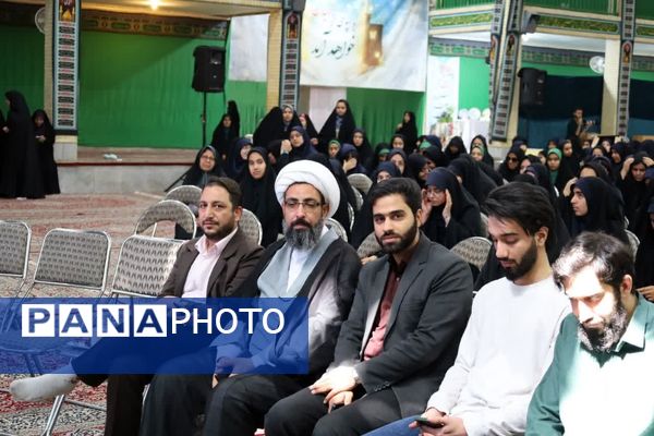 اختتامیه جشنواره فرهنگی هنری بیعت در غربت در یزد
