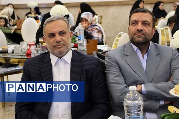 برگزاری مراسم گرامیداشت مقام معلم در بهارستان‌دو