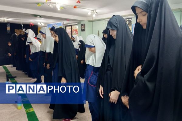 مراسم سوگواری حضرت فاطمه زهرا (س) در مدرسه عطر کوثر پردیس