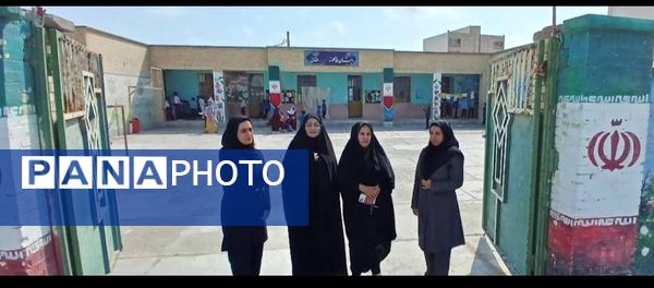 طنین «زنگ دوستی» در مدارس جاسک