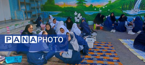 نهار سالم به مناسبت روز جهانی غذا و پوکی استخوان در مدرسه شهید خاقانی شیروان