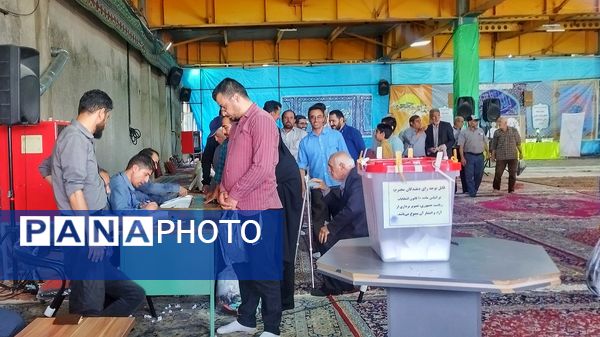 حضور پرشور مردم‌ اشتهارد برای دومین بار در پای صندوق‌های رأی