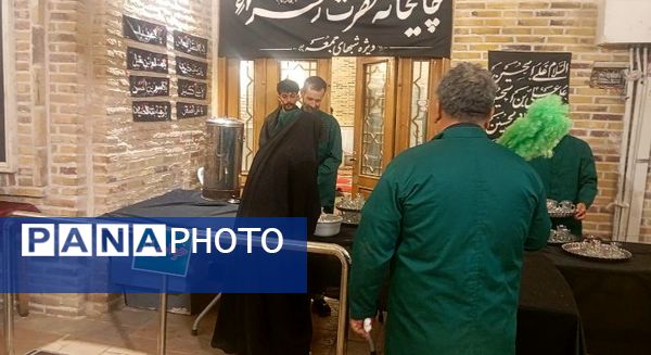 چایخانه حضرت زهرا(س) نیشابور در چهارمین شب 