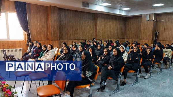 برگزاری «یکشنبه‌های مهارتی» طرح نماد در دبیرستان آرمیتا مصلی‌نژاد یاسوج