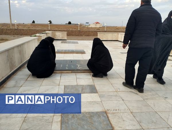 مراسم پرفیض دعای ندبه در امامزاده روستای مهدی آباد خلیل آباد