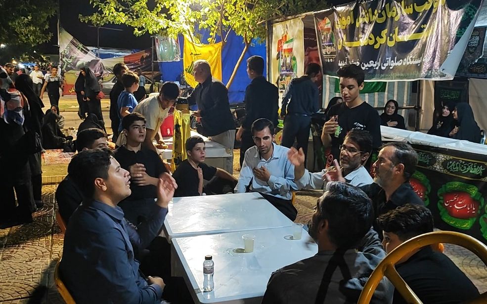 برگزاری کلاس مداحی در موکب سازمان دانش‌آموزی کردستان