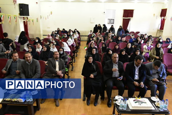 نواخته شدن زنگ انقلاب در مدرسه استثنایی لاله یاسوج