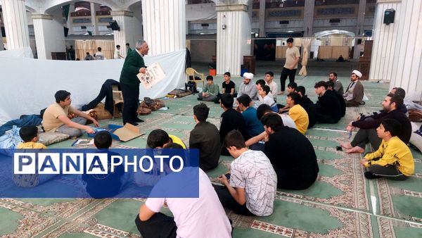 از خلوت اعتکاف تا هویت ایرانی اسلامی در «ایرانمون»