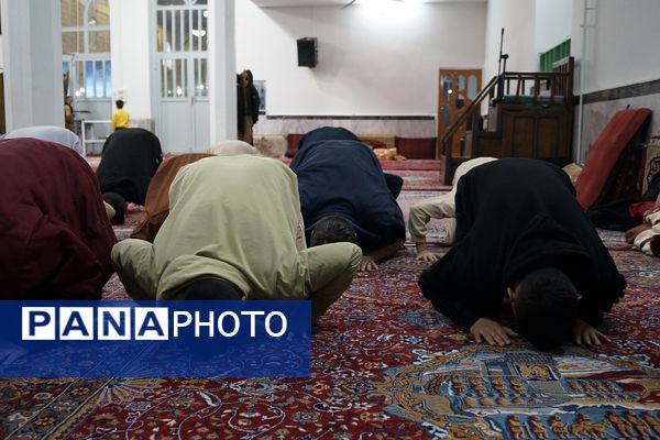 آیین معنوعی اعتکاف در مسجد شهدای ۱۵خرداد قرچک