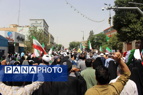 خروش مردم انقلابی قم در محکومیت جنایات رژیم صهیونیستی
