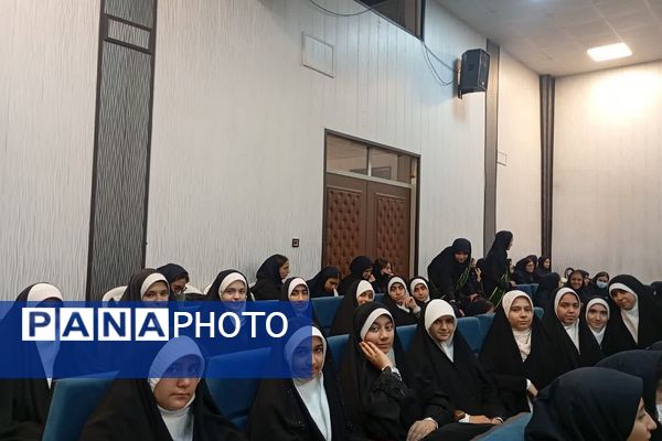 جشن میلاد حضرت زهرا(س) و روز مادر دبیرستان ریحانه النبی باقرشهر 