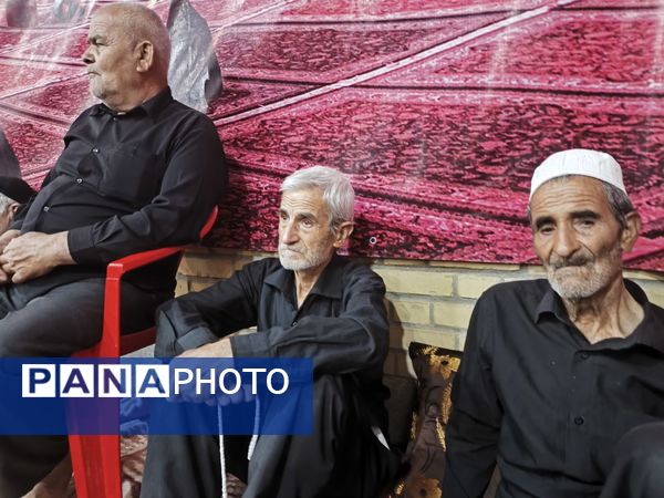 مراسم عزاداری و روضه خوانی عاشورا در شهر حسن آباد جرقویه