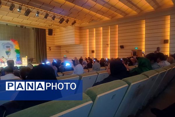 جشن دانش آموختگی دانشجویان دانشگاه شیراز 