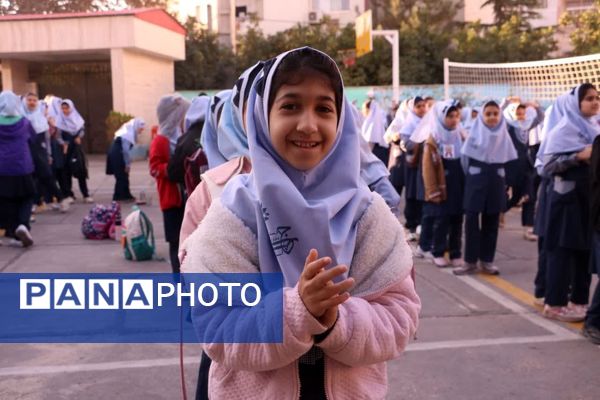 صبحگاه دانش در دبستان رجبی گرگان