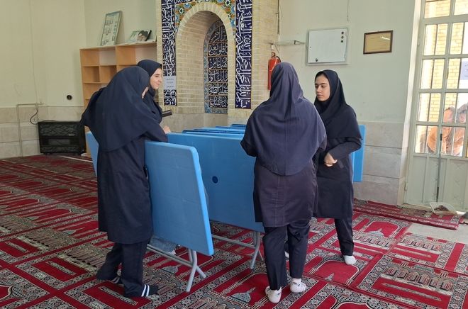 مراسم غبارروبی نمازخانه دبیرستان هیأت امنایی پویش ناحیه سه  شیراز