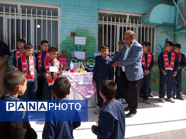 جشن عاطفه ها دردبستان شهید رجایی دوره دوم 