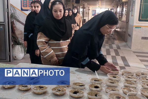 برپایی موکب شهادت حضرت زهرا(س) در دبیرستان شهید محمدتقی دستغیب ناحیه ۳ 