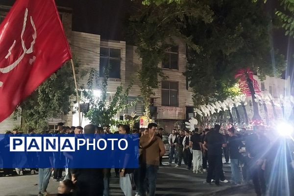 همه‌ پیشوا یک هیئت؛ خروش دسته‌های عزاداری در شب‌های محرم