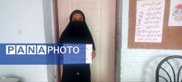 مانور زلزله و توضیح نکات ایمنی درمدرسه تکتم خلیل آباد 