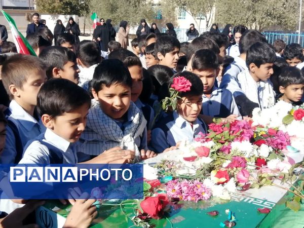 شهید گمنام، میهمان ویژه مدارس شهرستان خاتم شد