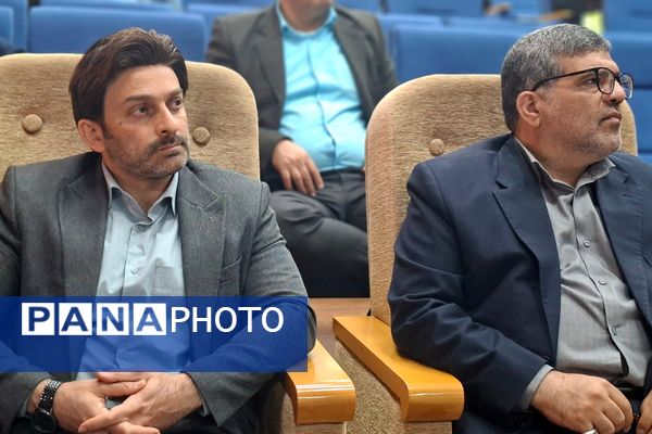 نشست فصلی مدیران شهرستان قرچک