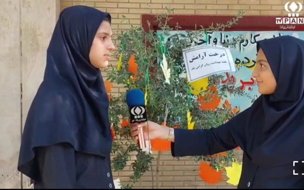 دورهمی صمیمی، شاد و هدفمند دانش آموزان دبیرستان اخوان کریمی قم