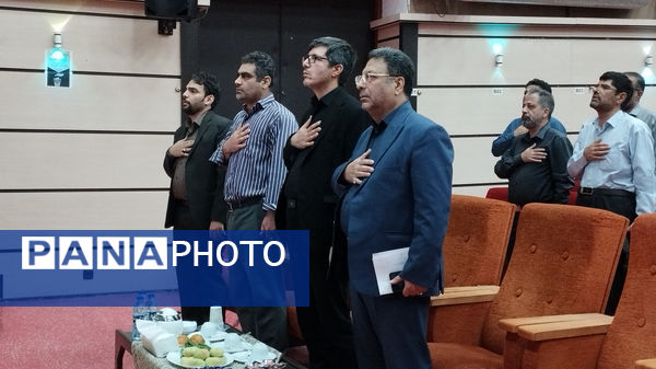 برگزاری جلسه مدیران مدارس منطقه ۱۴ 