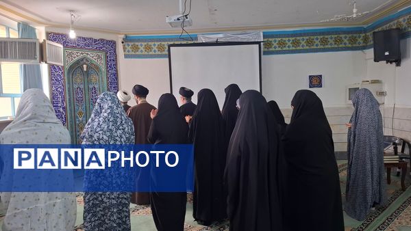 برگزاری حلقه‌های معرفتی در دبیرستان حضرت فاطمه زهرا(س) کهک 