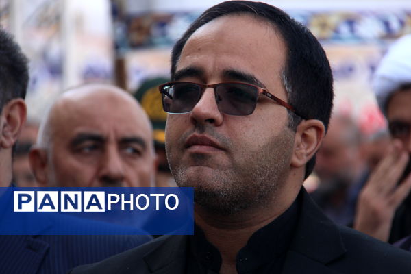 راهپیمایی ۱۳ آبان روز غلبه بر استکبار جهانی دانش‌آموزان شهر یزد