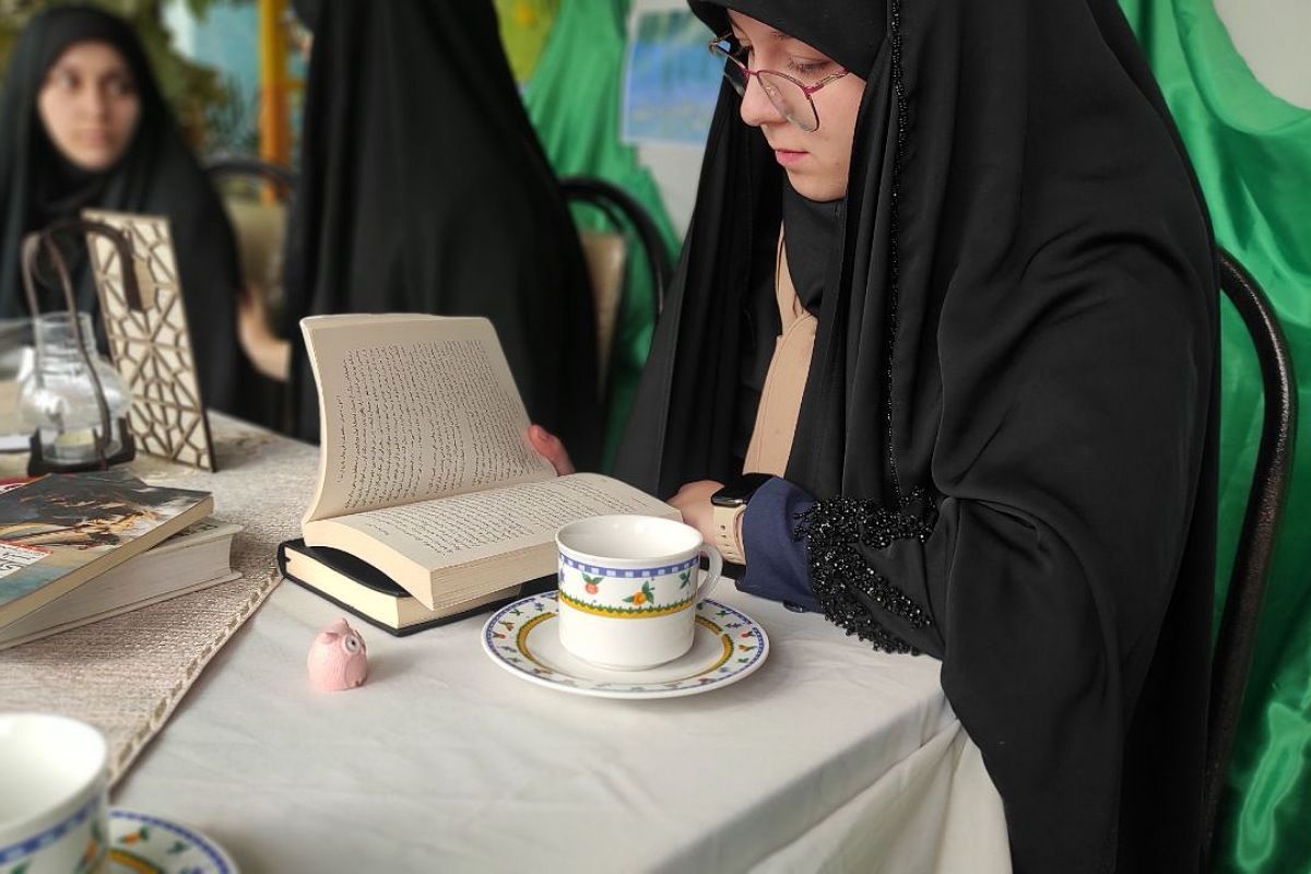 زنگ دانایی در دبیرستان شاهد صدیقه طاهره(س) اسلامشهر به‌صدا درآمد