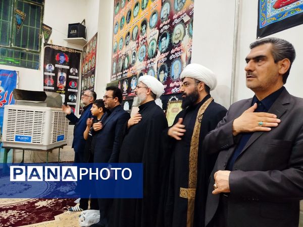 نوای “لبیک یا حسین” در شب پنجم محرم در رزق آباد طنین‌انداز شد