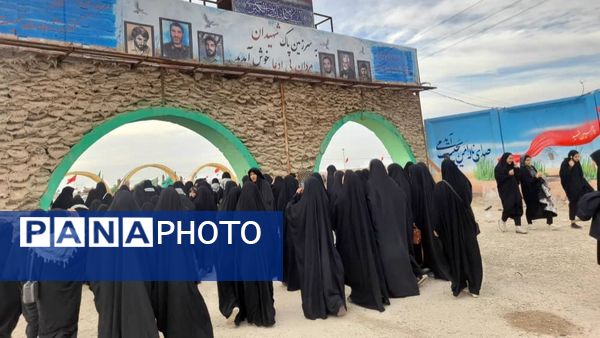 دانش‌آموزان شهرستان‌های جنوبی کرمان در سفر به اهواز از یادمان‌های دفاع مقدس