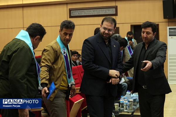 مراسم آموزش کاروان‌های عمره دانش‌آموزی به دانش‌آموزان عازم سرزمین وحی