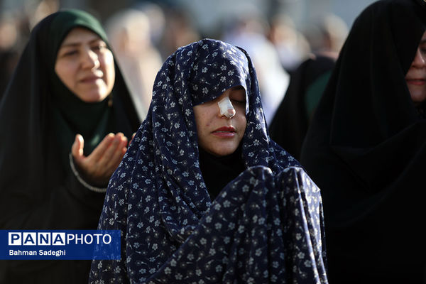 نماز عید فطر - امامزاده پنج تن لویزان