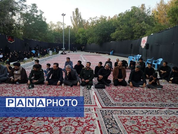 تجمع خانوادگی به‌مناسبت گرامی‌داشت هفته عفاف و حجاب در فریمان