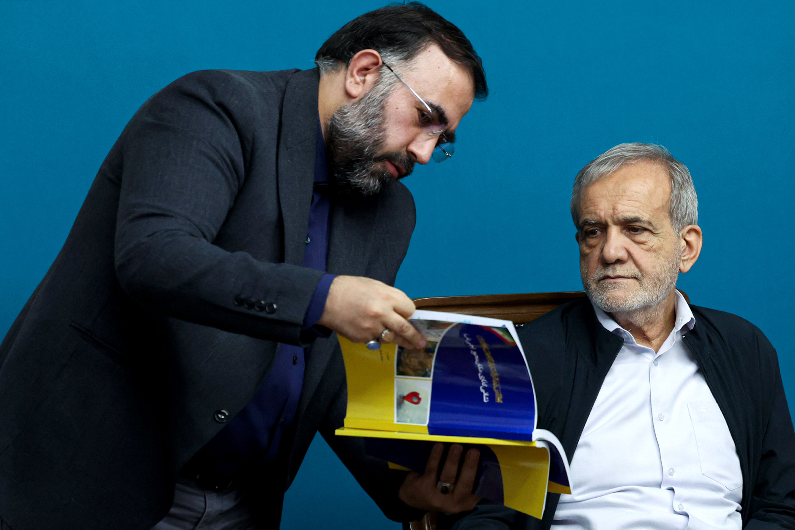 ارائه هر گونه خدمات به مردم بر مبنای طرحهای ژئوکد و جینف صورت خواهد گرفت