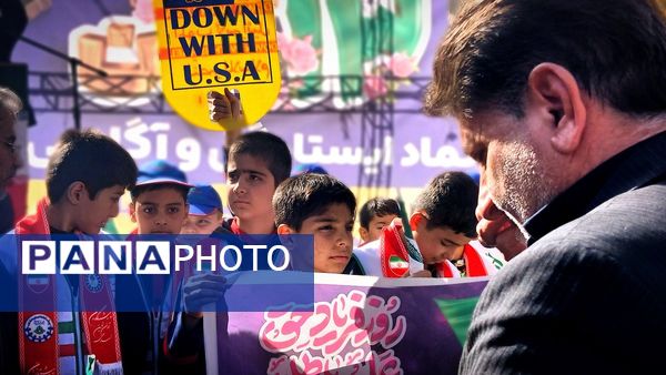 فریاد استکبارستیزی دانش‌آموزان نظرآبادی در روز ۱۳ آبان