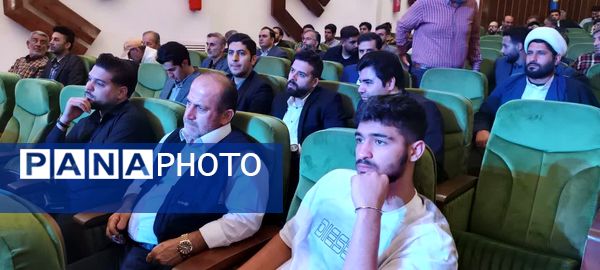 مراسم بزرگداشت مقام معلم و تجلیل از معلمان نمونه در محمودآباد