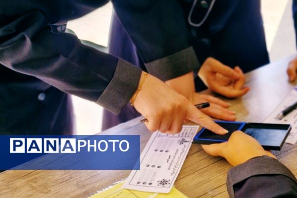 انتخابات شورای دانش‌آموزی در شهرستان رباط‌کریم