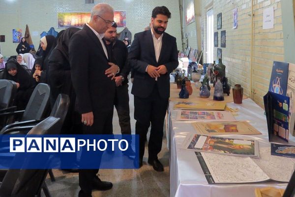 افتتاحیه هفته ماها و جشنواره فرهنگی هنری امید فردا