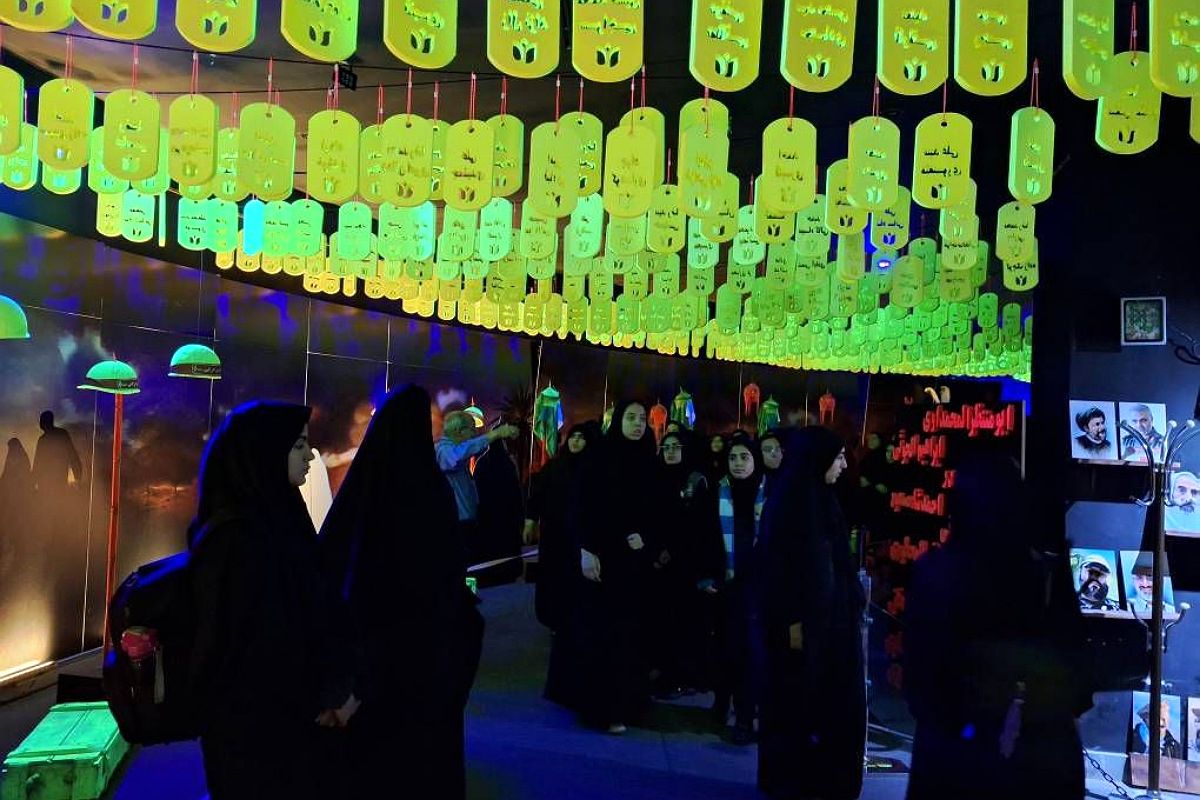 حضور دانش‌آموزان ناحیه دو شهرری در اردوی باغ موزه دفاع مقدس 