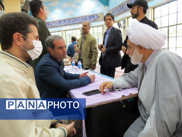 برپایی میز خدمت آموزش و پرورش خراسان شمالی