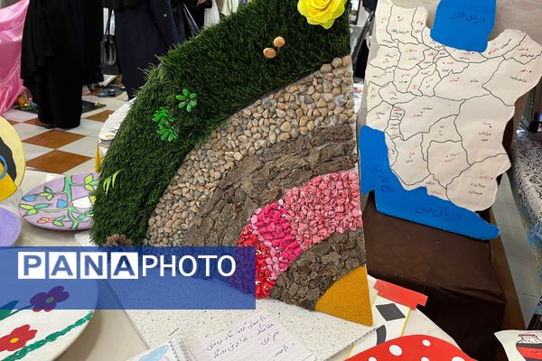 نمایشگاه تکنولوژی آموزشی در شهرستان آباده