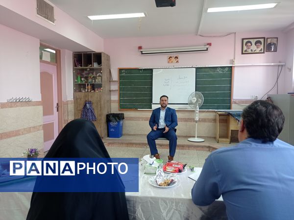 مصاحبه و ارزیابی داوطلبین متقاضی در پست مدیریت مدارس