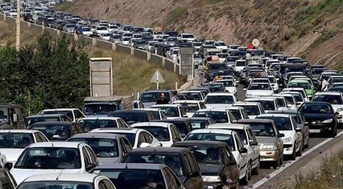 ترافیک سنگین در محور چالوس با وجود یک‌طرفه شدن مسیر